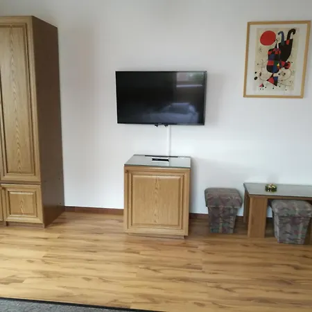 Gruendner Vendeghaz 4*