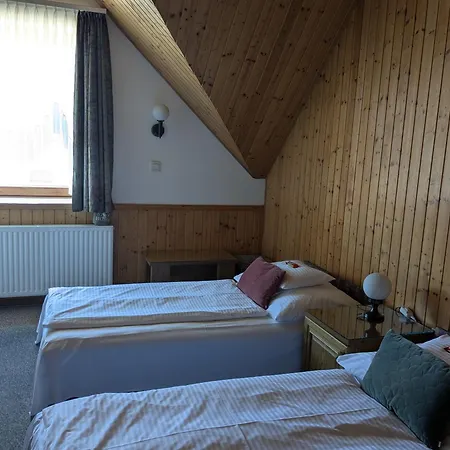 Gruendner Vendeghaz Bed & Breakfast