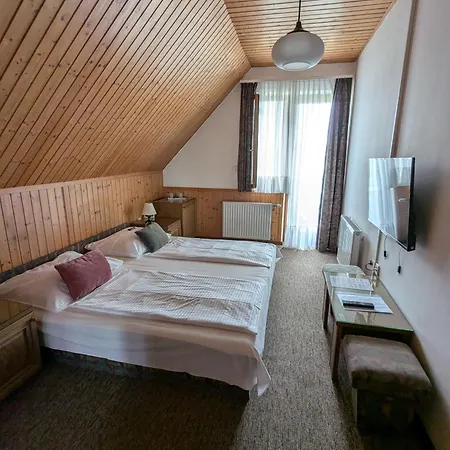 Bed & Breakfast Gruendner Vendeghaz 4*