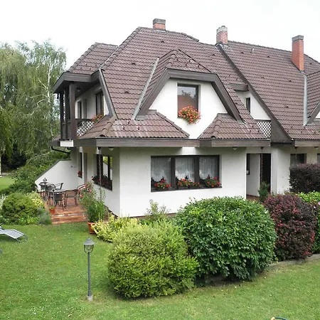 Grundner Vendeghaz 3* Siofok