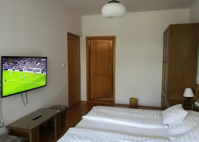 Oda ve Kahvaltı Gruendner Vendeghaz Siofok