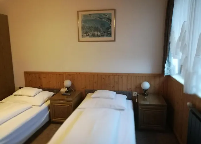 Gruendner Vendeghaz 4* Siofok