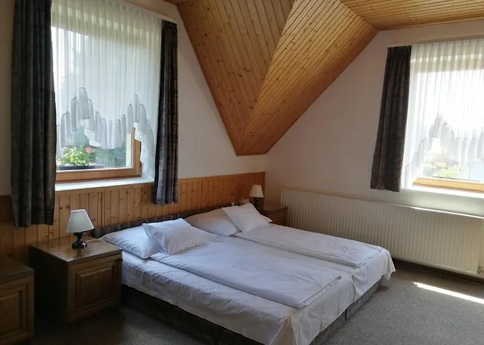 Gruendner Vendeghaz Siofok