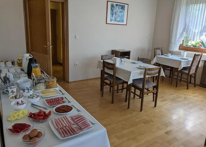 Gruendner Vendeghaz 4*